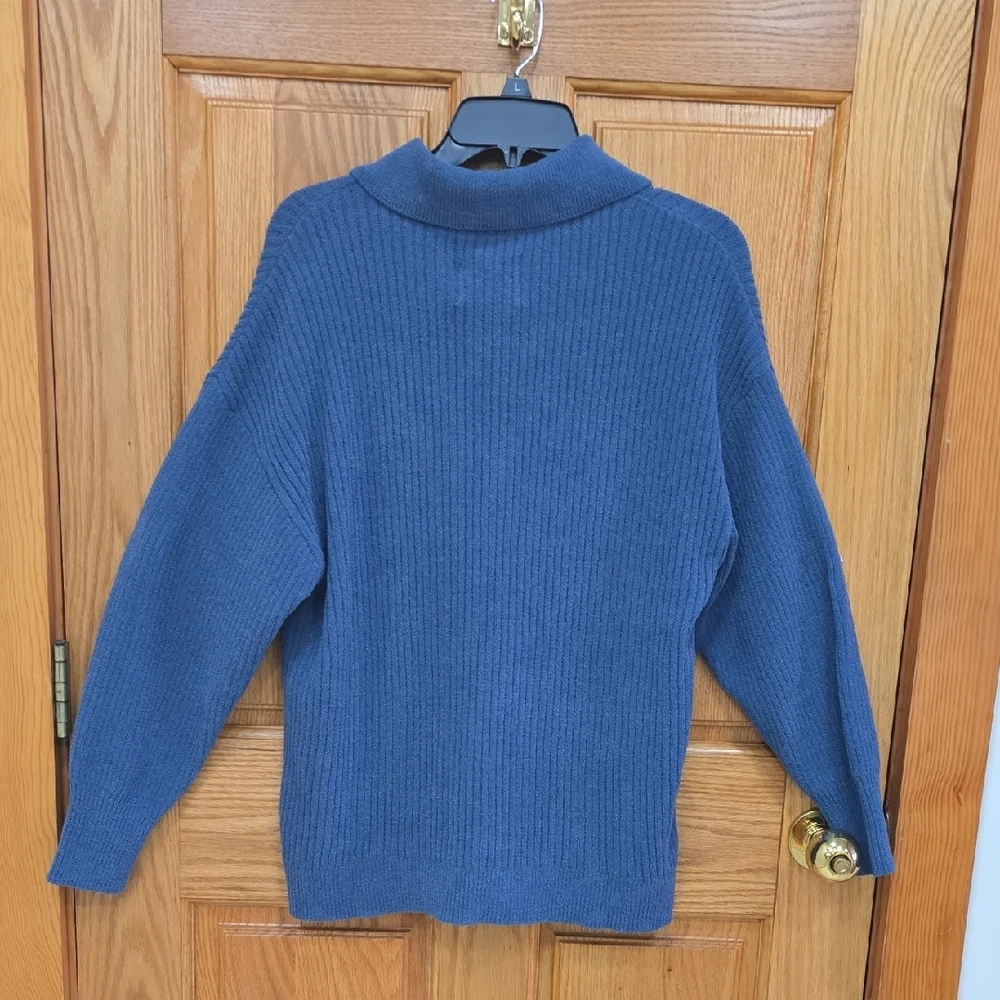 UGG Junipher Cardigan Lite in the color Desert Blue, M, NWT - Picture 6 of 16